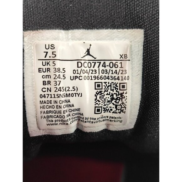 Nike Women's Air Jordan 1 Elevate SE Low Bred Black and Red Sneakers Size 7.5 US - Picture 8 of 9